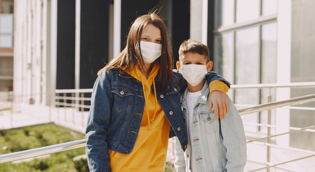 kids at school wearing masks